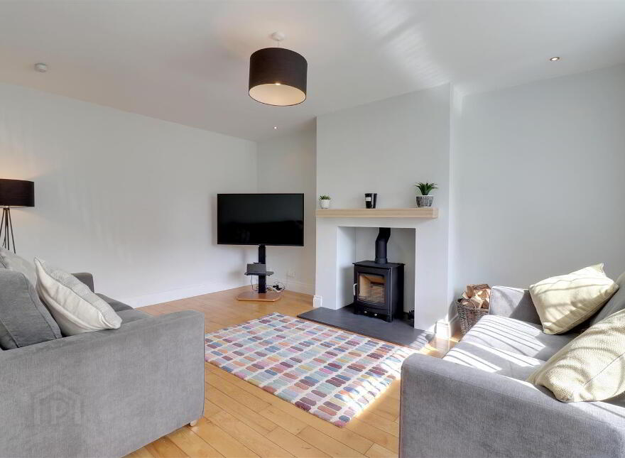 27 Regency Park, Newtownards, BT23 8ZG