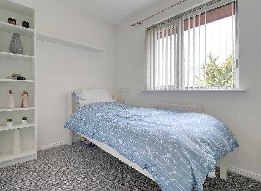 27 Regency Park, Newtownards, BT23 8ZG
