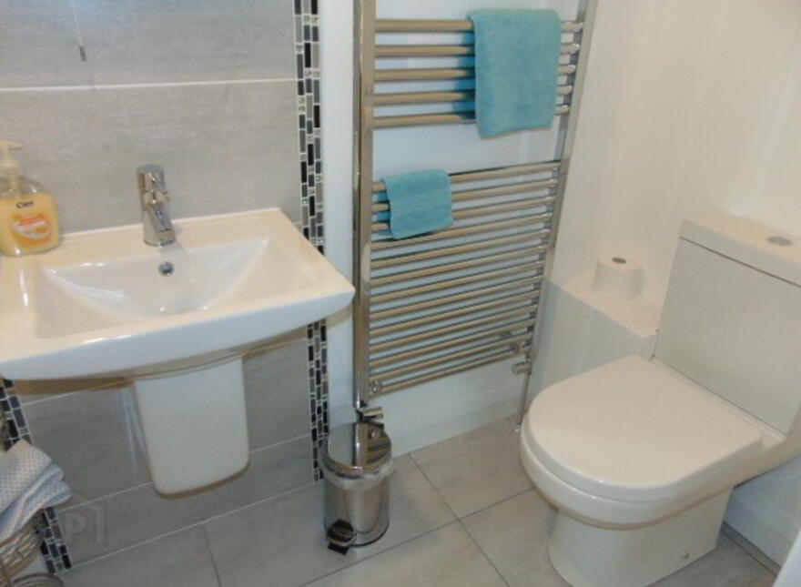 42 The Cloisters, Bushmills, BT57 8PA