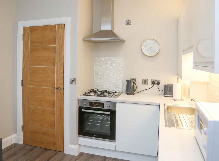 Apt 4, 61 Eglantine Avenue, Belfast, BT9 6EW