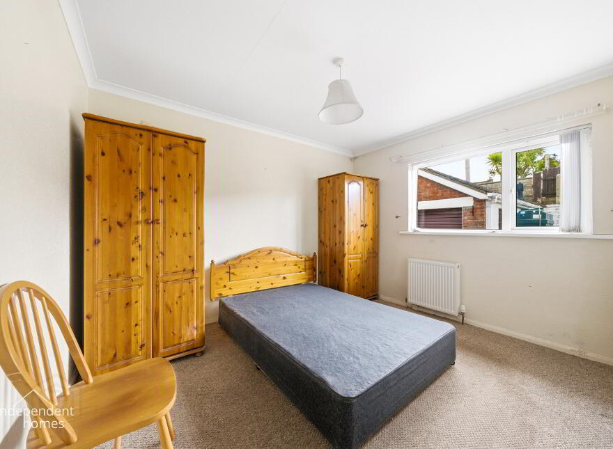 16 Wyncairn Park, Larne, BT40 2DZ