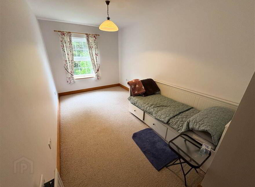 Apt 9, Seafields Court, Warrenpoint, Newry, BT34 3XB