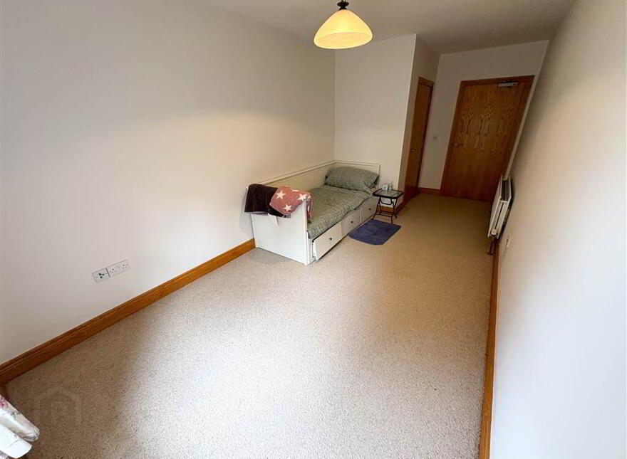 Apt 9, Seafields Court, Warrenpoint, Newry, BT34 3XB