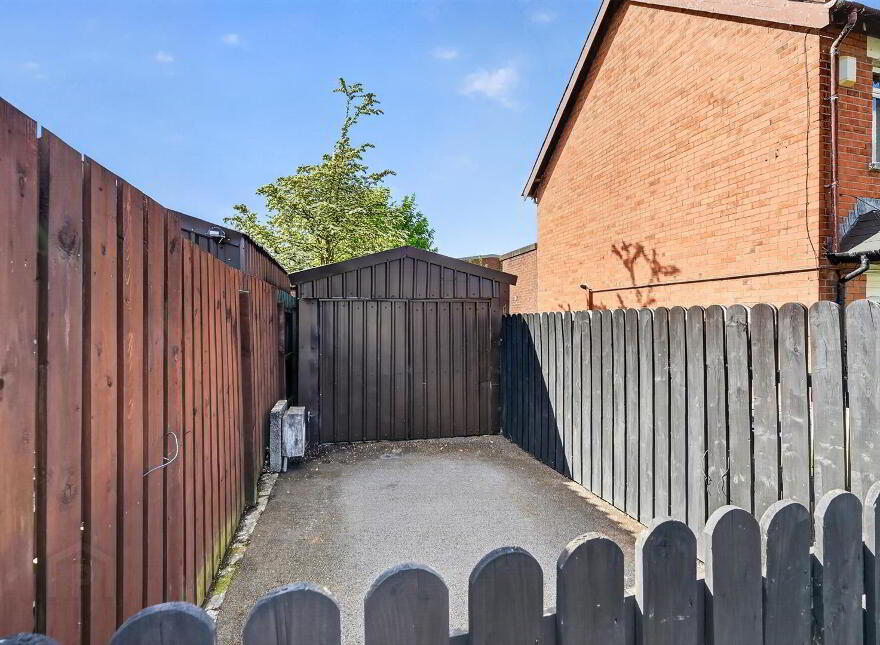 11 Stockmans Lane, Belfast, BT9 7JA