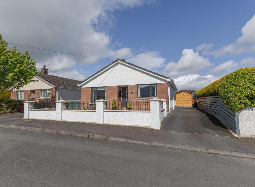 1 Ashley Court, Warrenpoint, Newry, BT34 3RN