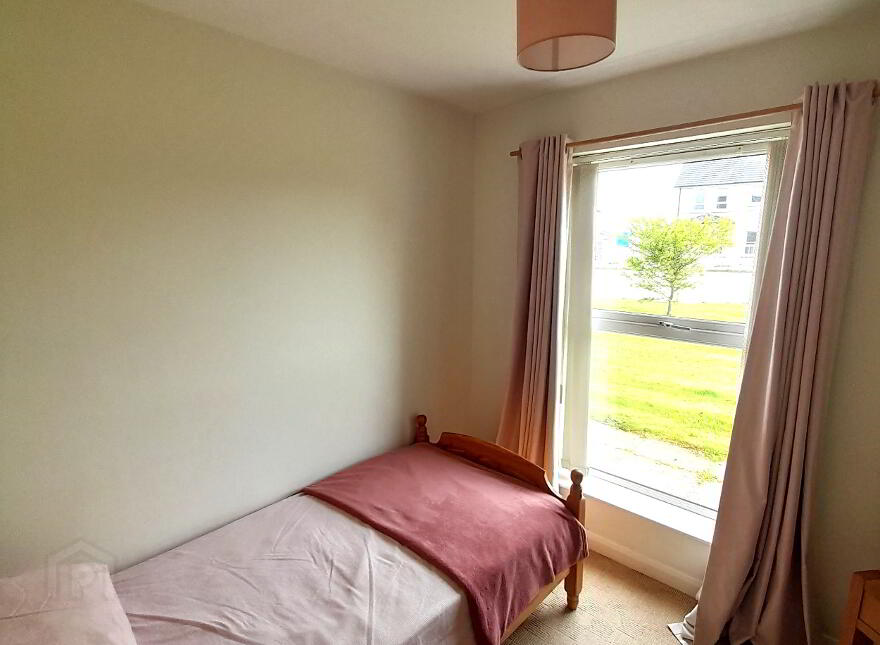 6 Boulevard Park, Dundrum Road, Newcastle, BT33 0GH