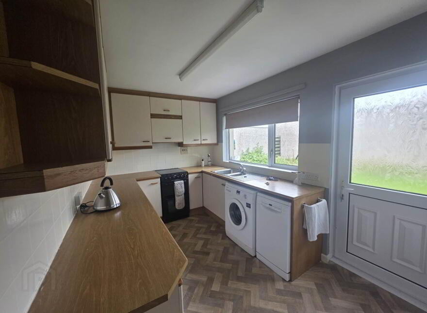 6 Ashley Avenue, Armagh, BT60 1HD