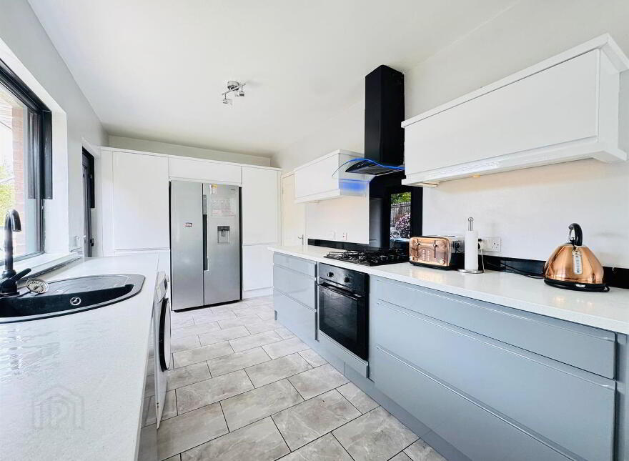 34 Ravelston Crescent, Carnmoney, Newtownabbey, BT36 6PJ