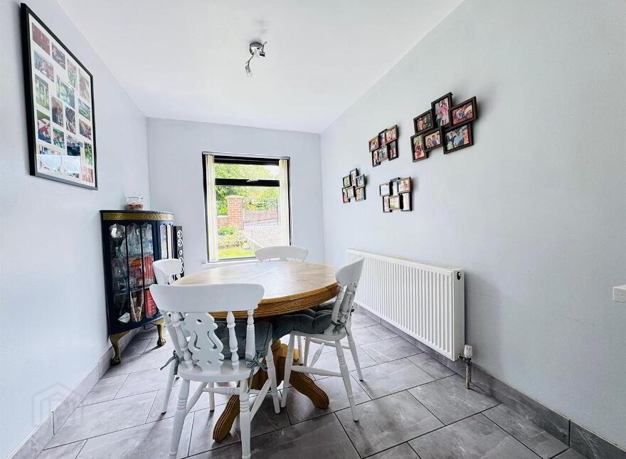 34 Ravelston Crescent, Carnmoney, Newtownabbey, BT36 6PJ