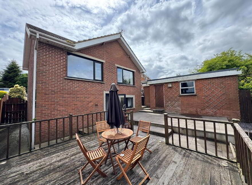 34 Ravelston Crescent, Carnmoney, Newtownabbey, BT36 6PJ