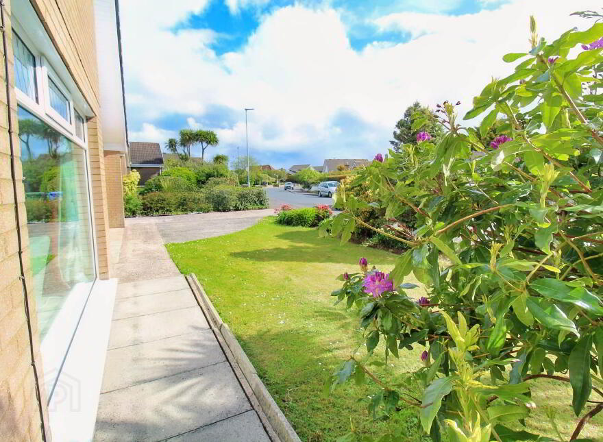 12 Navar Drive, Bangor, BT19 7SW
