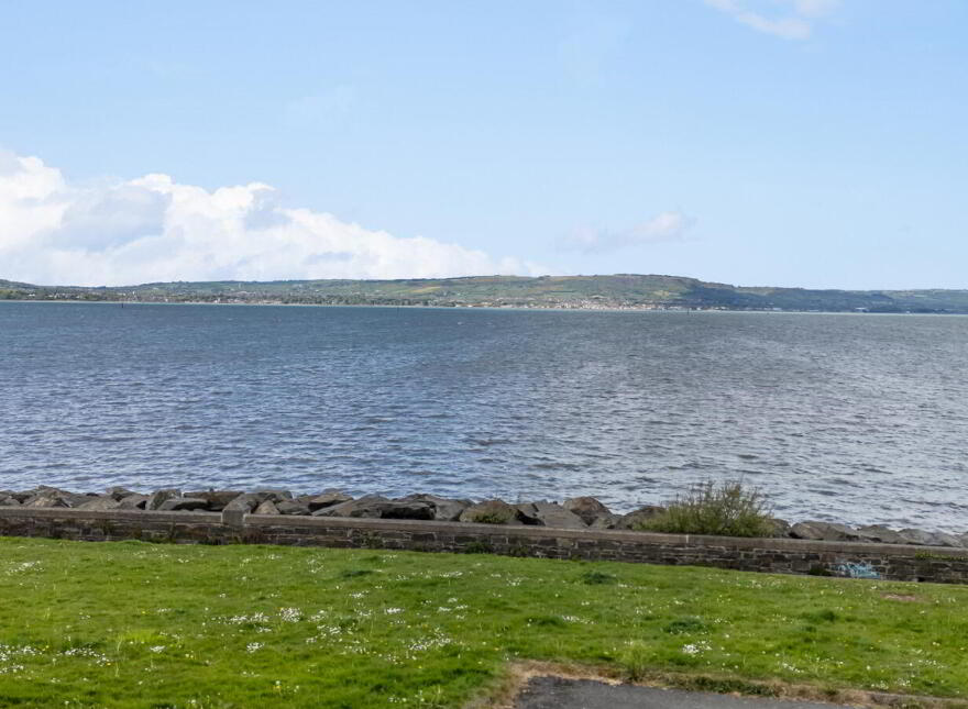 1a Kinnegar Road, Holywood, BT18 9JN