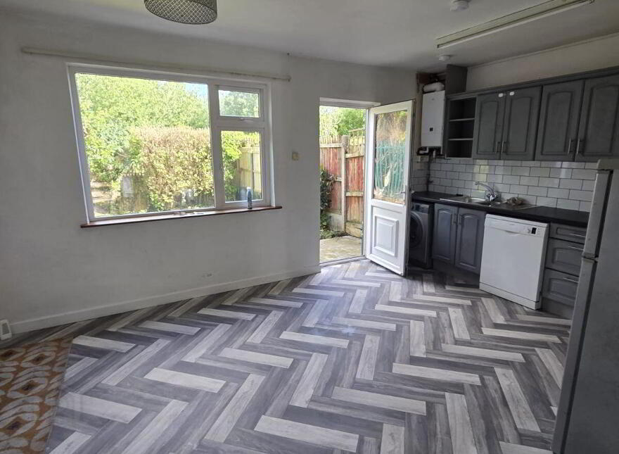24 White Oaks, Wilton, T12EK5P