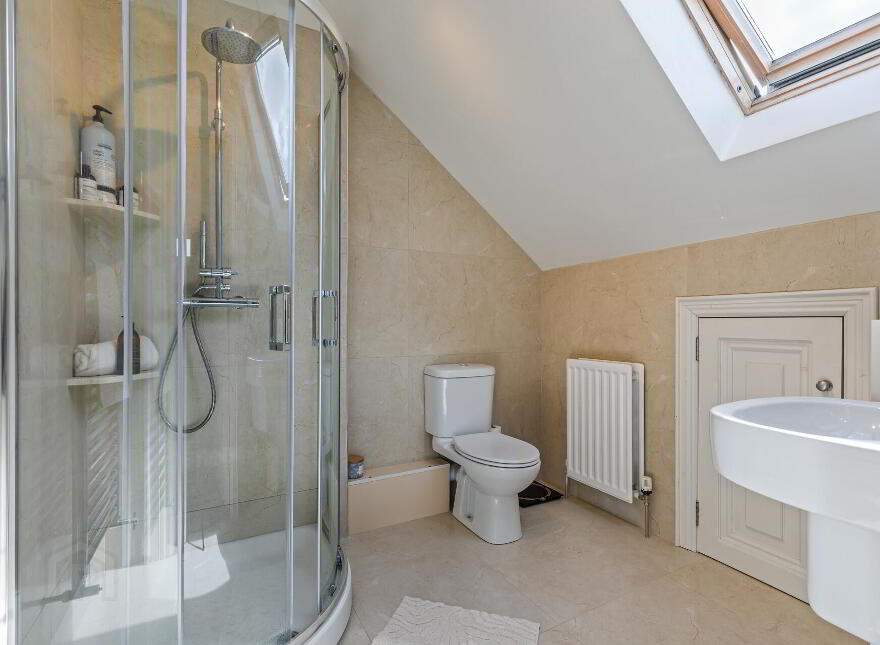 8 Breton Drive, Lisburn, BT28 3ZA