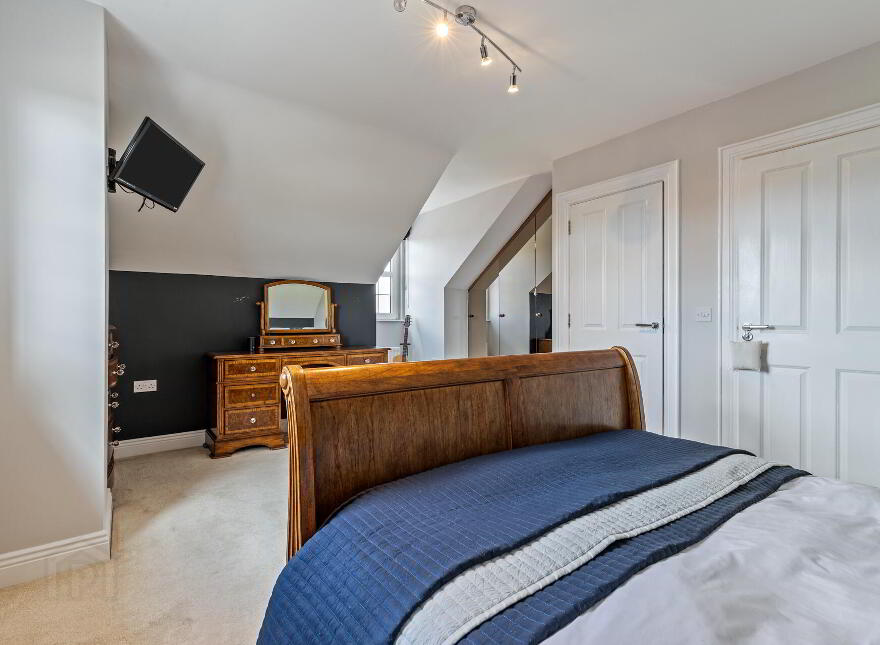 8 Breton Drive, Lisburn, BT28 3ZA