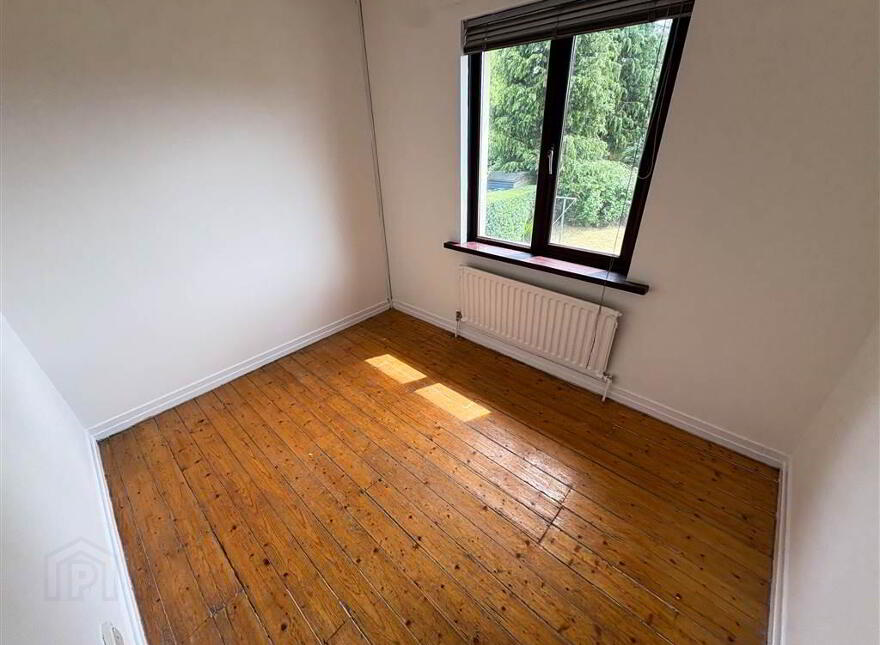 10 Elmwood Park, Newry, BT34 1LB