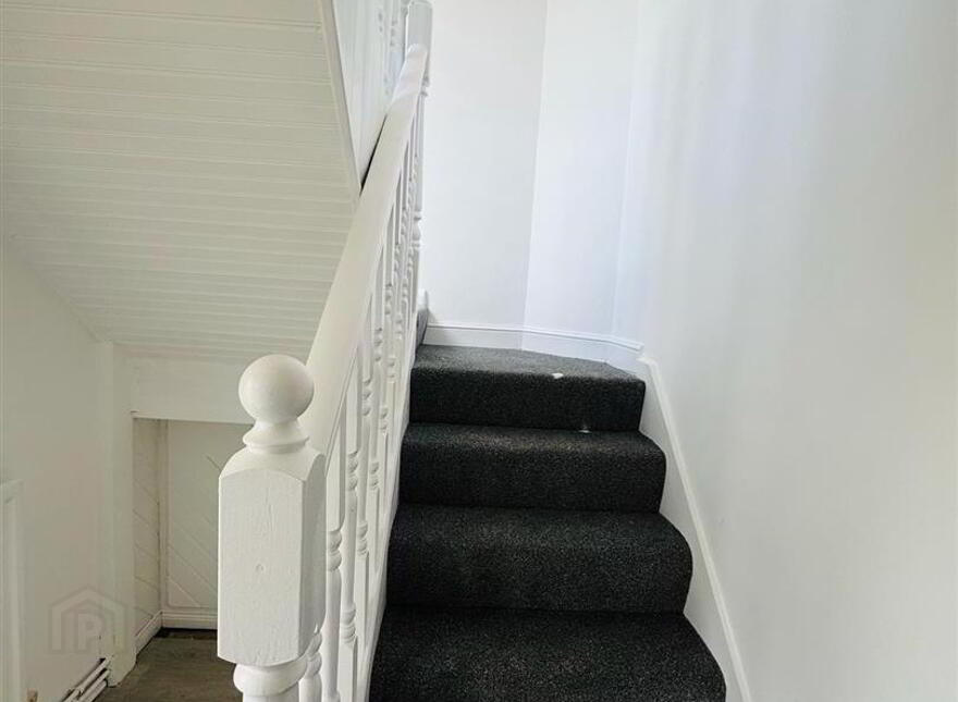 1 Garrymore Place, Strathfoyle, Derry, BT47 6XH