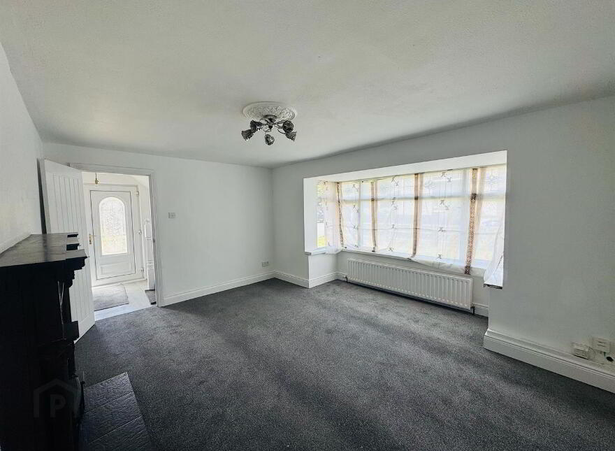 1 Garrymore Place, Strathfoyle, Derry, BT47 6XH