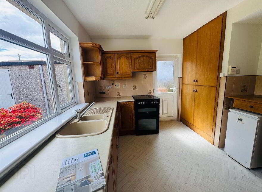 5 Rockport Park, Limavady Road, L'Derry, BT47 6JQ
