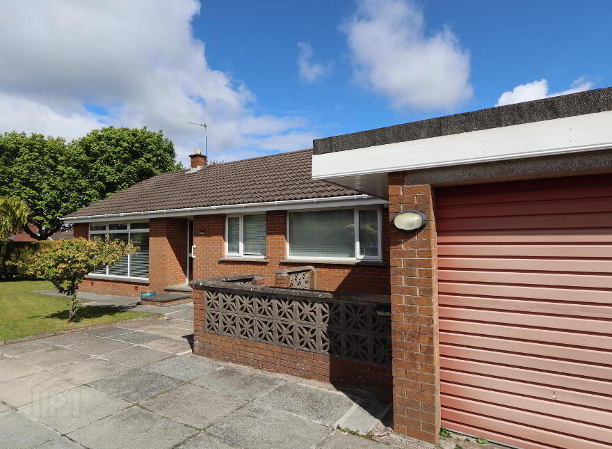 2 Fairhill Crescent, Carnmoney, Newtownabbey, BT36 6LT