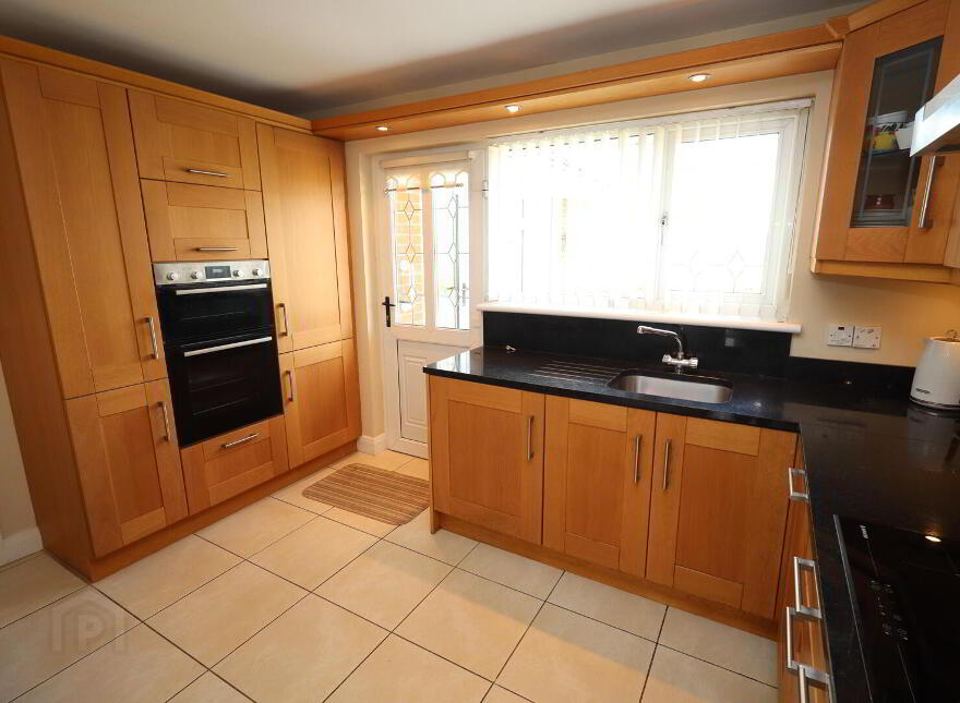 2 Fairhill Crescent, Carnmoney, Newtownabbey, BT36 6LT