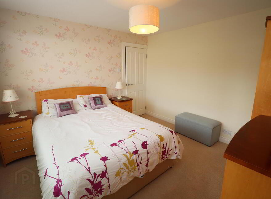2 Fairhill Crescent, Carnmoney, Newtownabbey, BT36 6LT