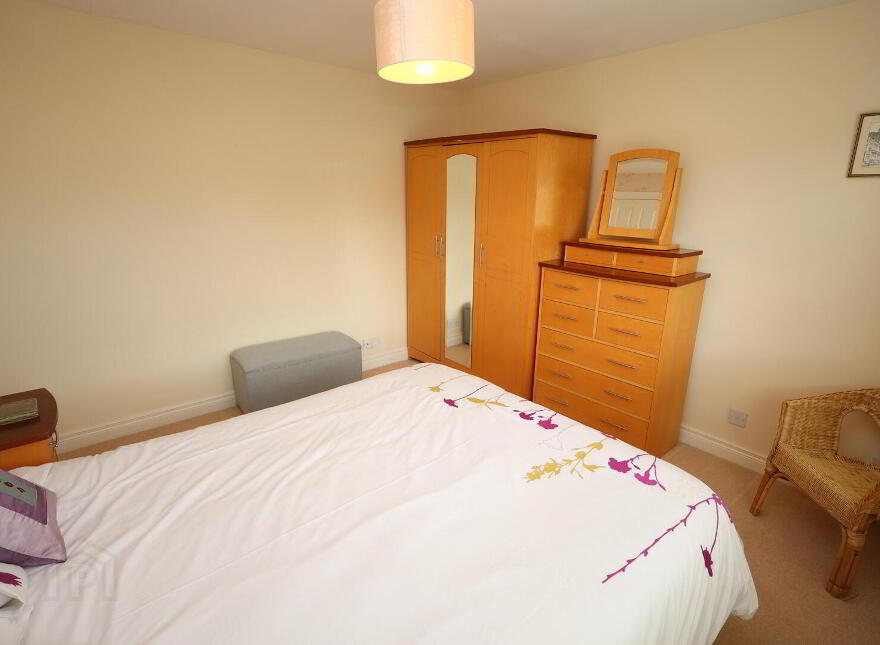 2 Fairhill Crescent, Carnmoney, Newtownabbey, BT36 6LT