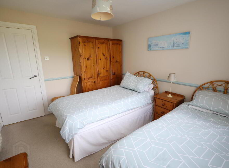 2 Fairhill Crescent, Carnmoney, Newtownabbey, BT36 6LT
