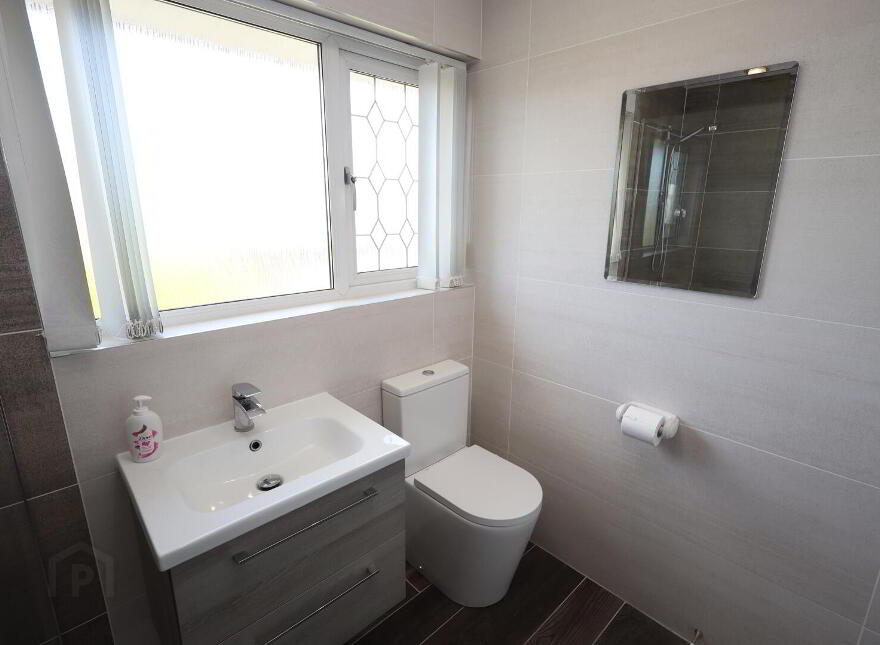 2 Fairhill Crescent, Carnmoney, Newtownabbey, BT36 6LT