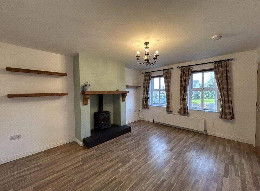 6 Old Manse Grove, Toomebridge, BT41 3GY