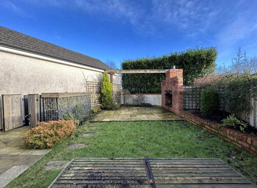 6 Old Manse Grove, Toomebridge, BT41 3GY