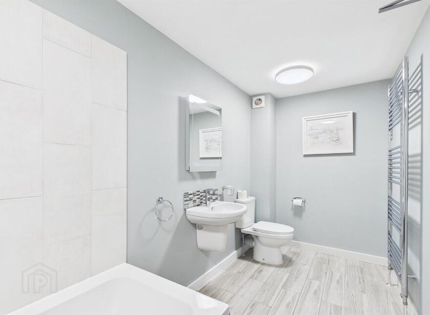 Apt 1, 8e 8 Summerhill Avenue, Belfast, BT5 7HD