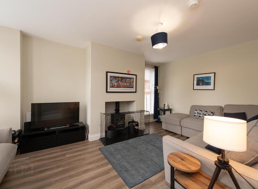 92 Hartley Hall Green, Greenisland, Carrickfergus, BT38 8FU