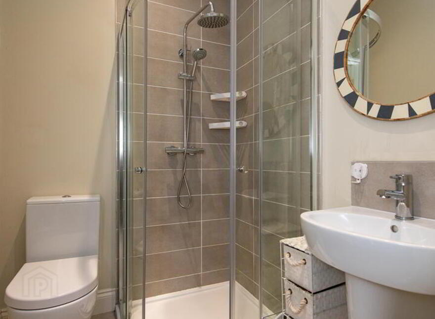 92 Hartley Hall Green, Greenisland, Carrickfergus, BT38 8FU