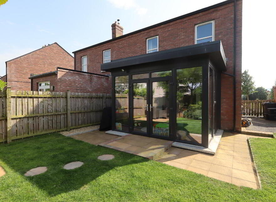 92 Hartley Hall Green, Greenisland, Carrickfergus, BT38 8FU