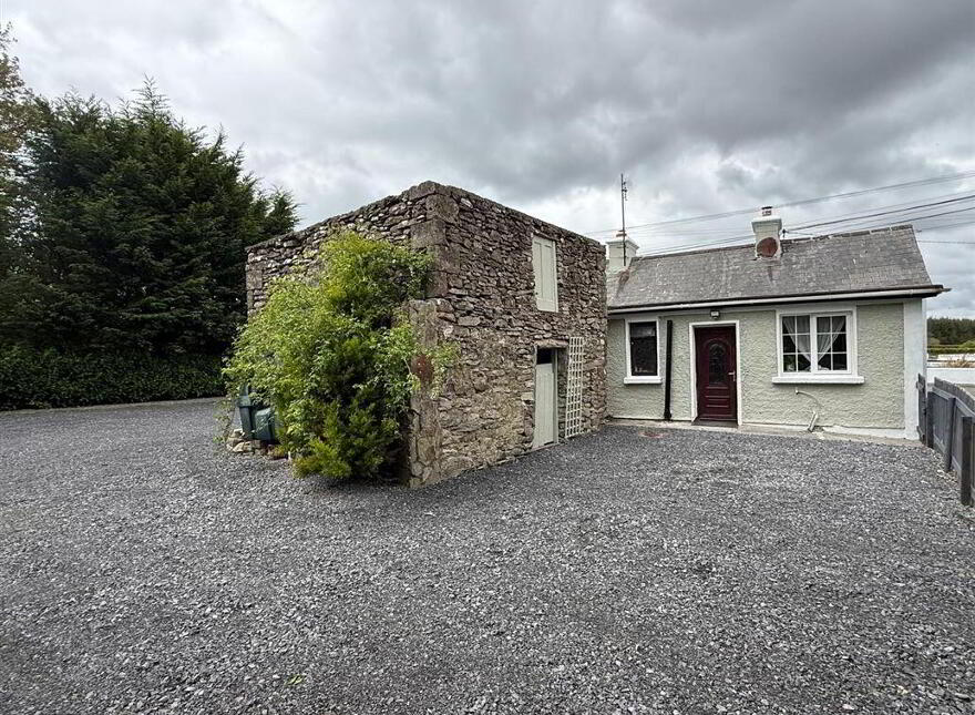 Aghadiifin, Kilmovee, F35HP21