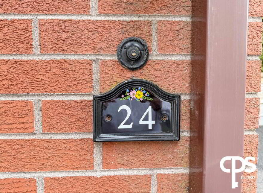24 Navan Fort Road, Armagh, BT60 4PN