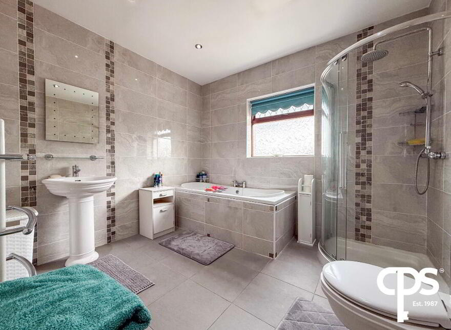 24 Navan Fort Road, Armagh, BT60 4PN