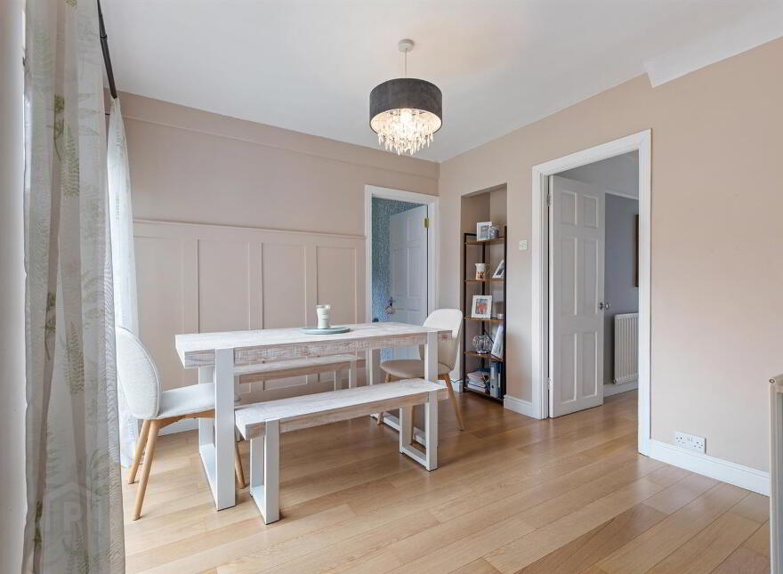 4 Beechdene Crescent, Newtownards, BT23 8RZ