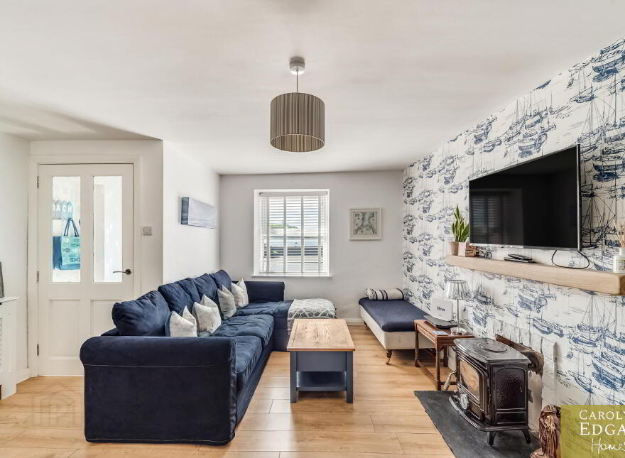 28 Shore Road, Portaferry, Newtownards, BT22 1JZ