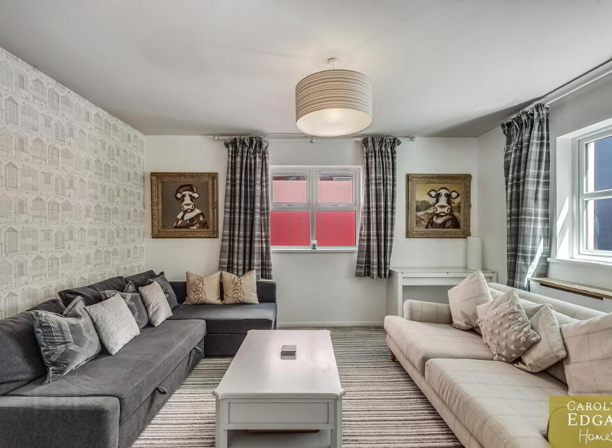 28 Shore Road, Portaferry, Newtownards, BT22 1JZ