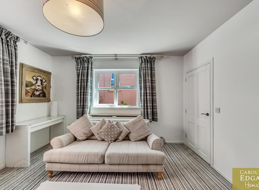 28 Shore Road, Portaferry, Newtownards, BT22 1JZ