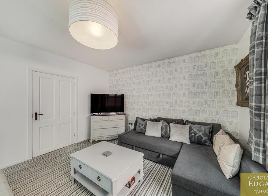 28 Shore Road, Portaferry, Newtownards, BT22 1JZ