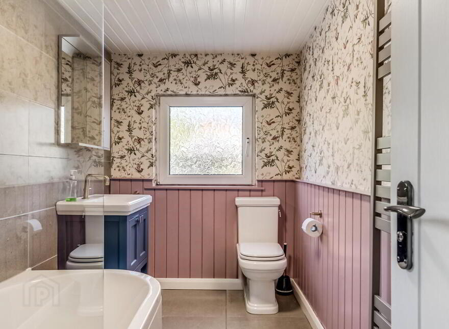 28 Shore Road, Portaferry, Newtownards, BT22 1JZ
