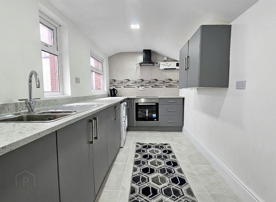 29 Victoria Street, Carrickfergus, BT38 8AQ
