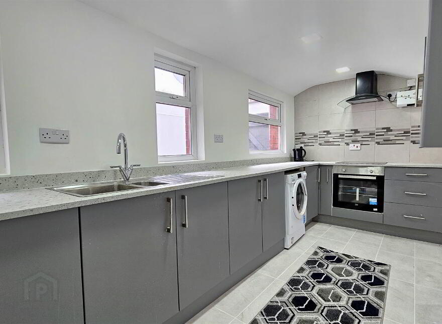 29 Victoria Street, Carrickfergus, BT38 8AQ