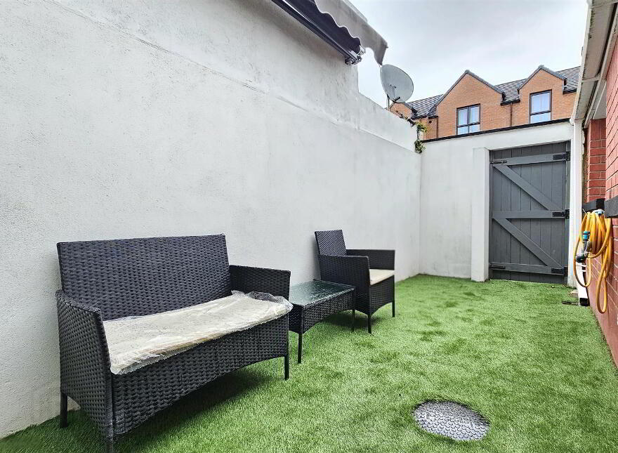 29 Victoria Street, Carrickfergus, BT38 8AQ