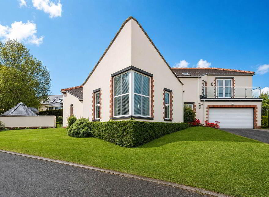2 Sheridan Grove, Helens Bay, BT19 1LN