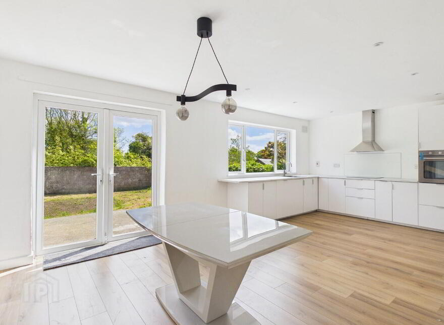 28 Sweetbriar Lawn, Tramore, X91F620
