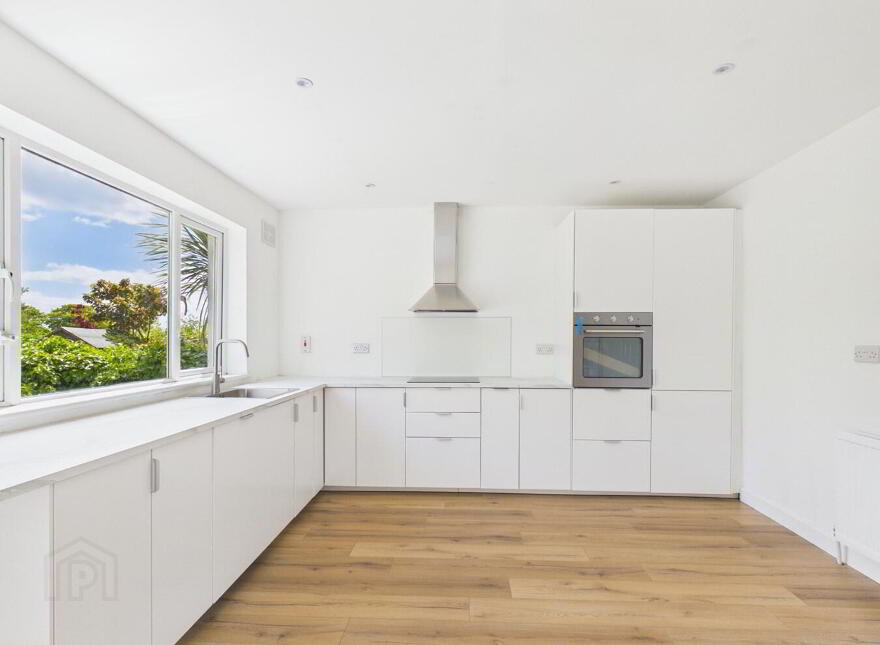 28 Sweetbriar Lawn, Tramore, X91F620